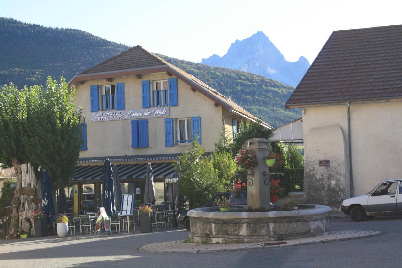 Hotel L'Envie Des Mets Lus-la-Croix-Haute Exterior foto